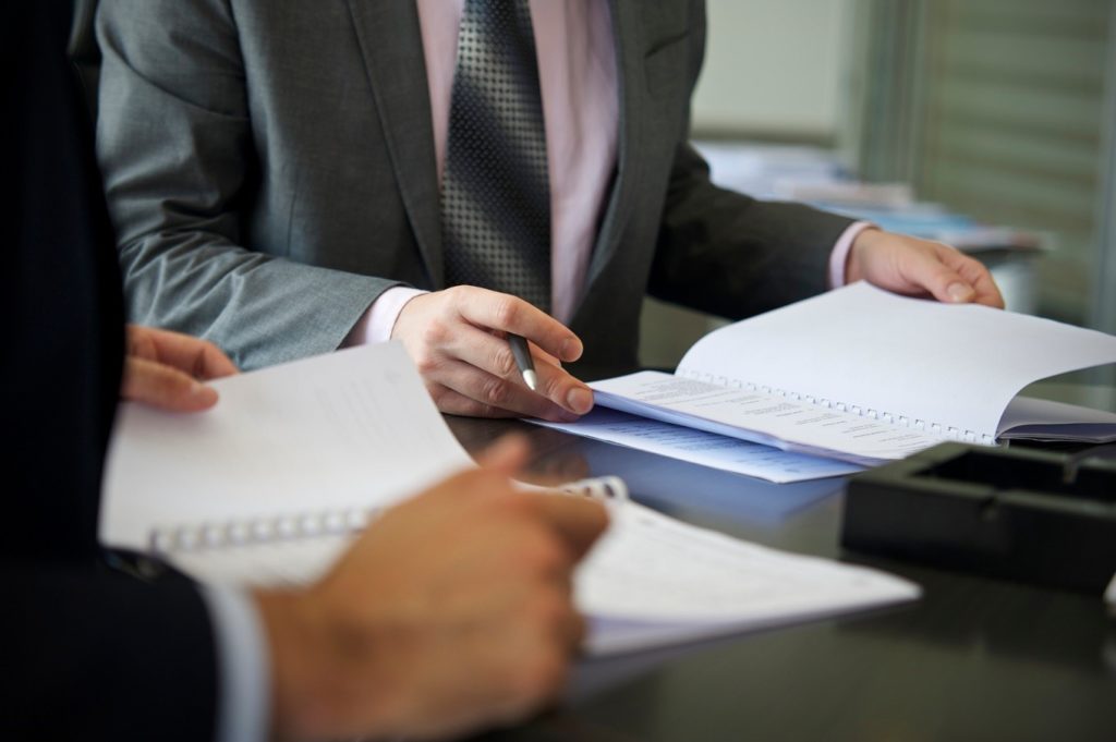 How to Choose an Estate Planning Attorney - Paramount Property Analysts How to Choose an Estate Planning Attorney - Paramount Property Analysts